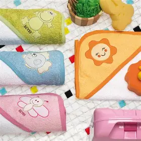 Toallon Con Capucha Baby Nacar