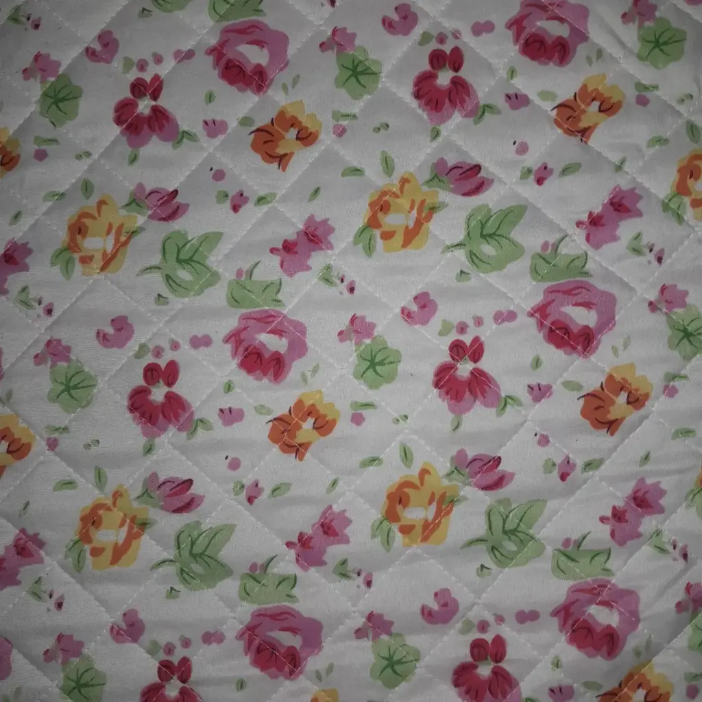 Matelasse De forreria Con Guata Estampado De Micro